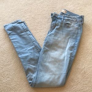 Stretchy jeans!